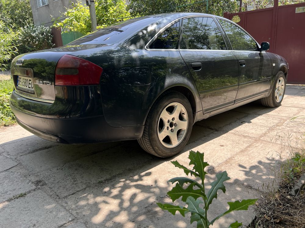 Продам машину Audi a6 c5