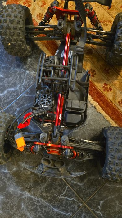 Arrma kraton 6s exb