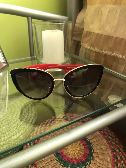 сонцезахисні окуляри жіночі