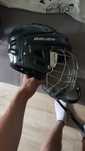 Kask bauer z kratą
