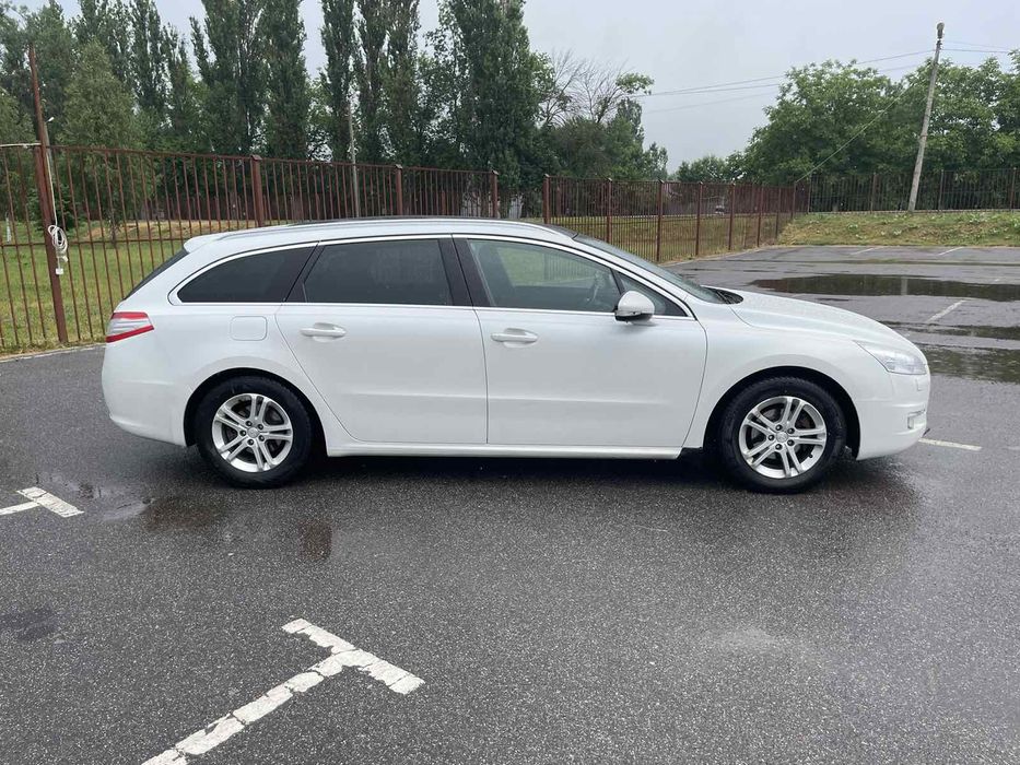 Peugeot 508 1.6 білий