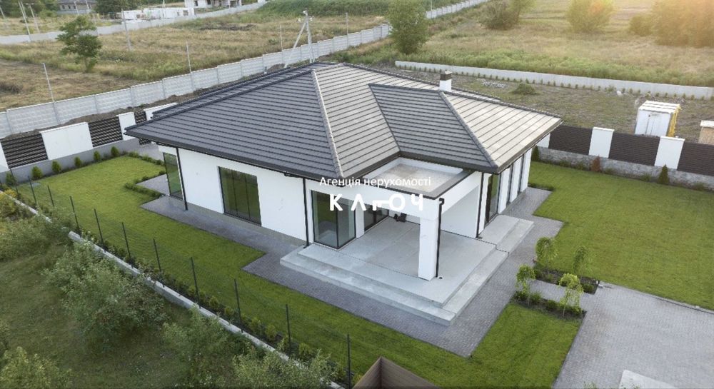 Продаж якісного, сучасного та стильного будинку