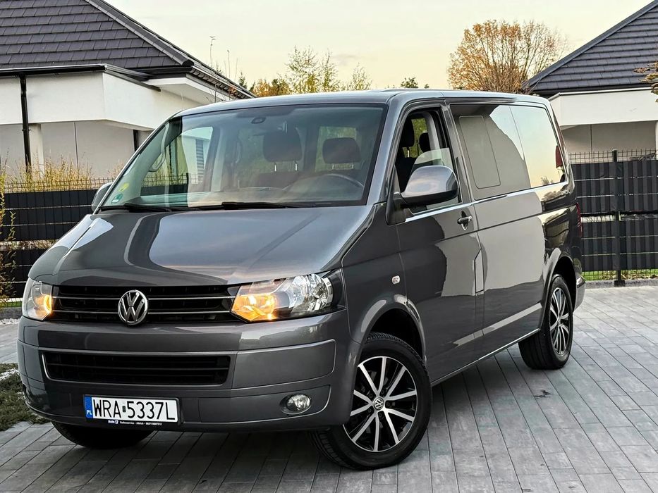 Volkswagen Multivan 2.0 TDi 140KM Klima 7 Osobowy Navigacja Tempomat Zarejestrowany