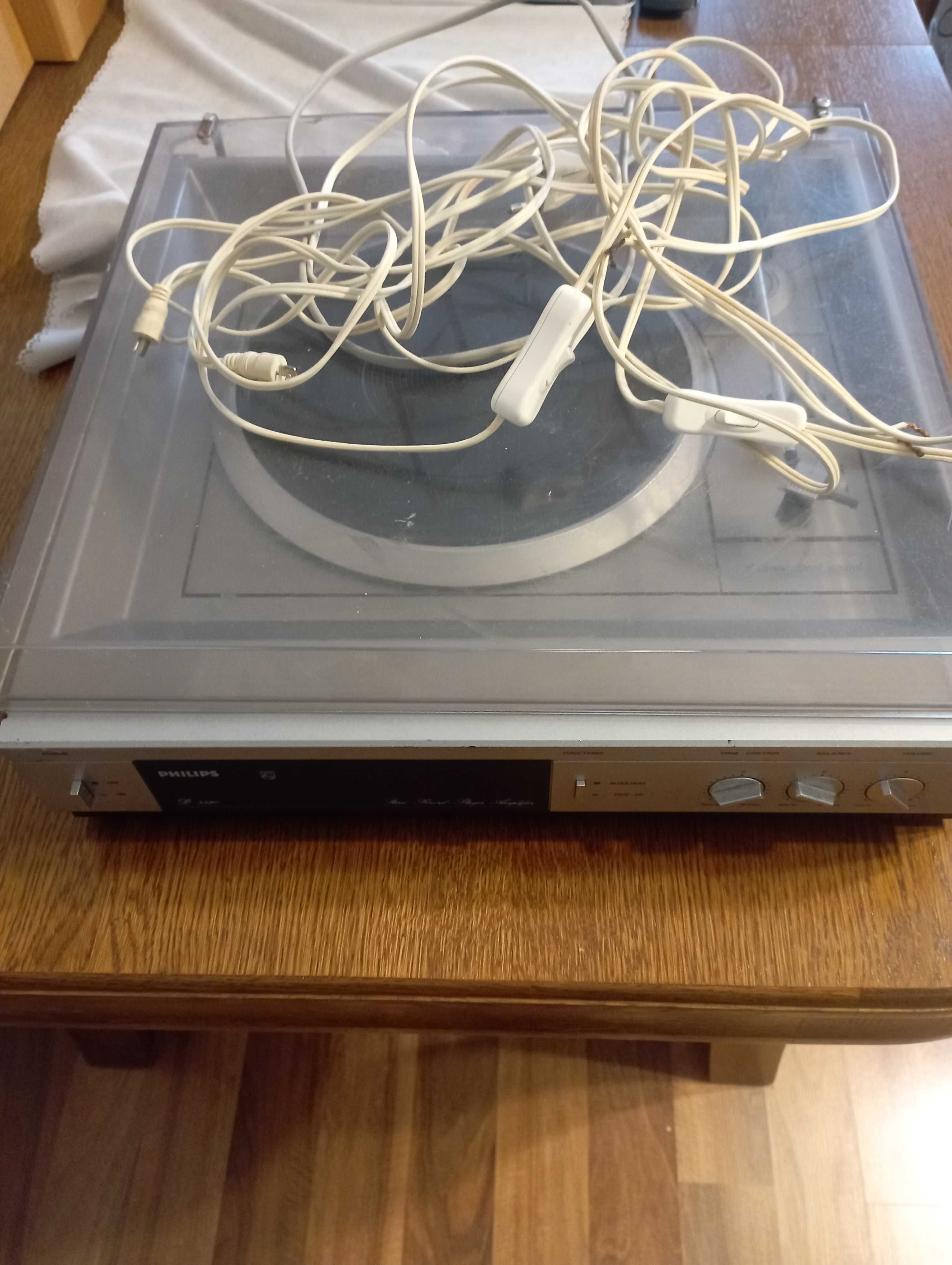 Gramofon Philips D 5520