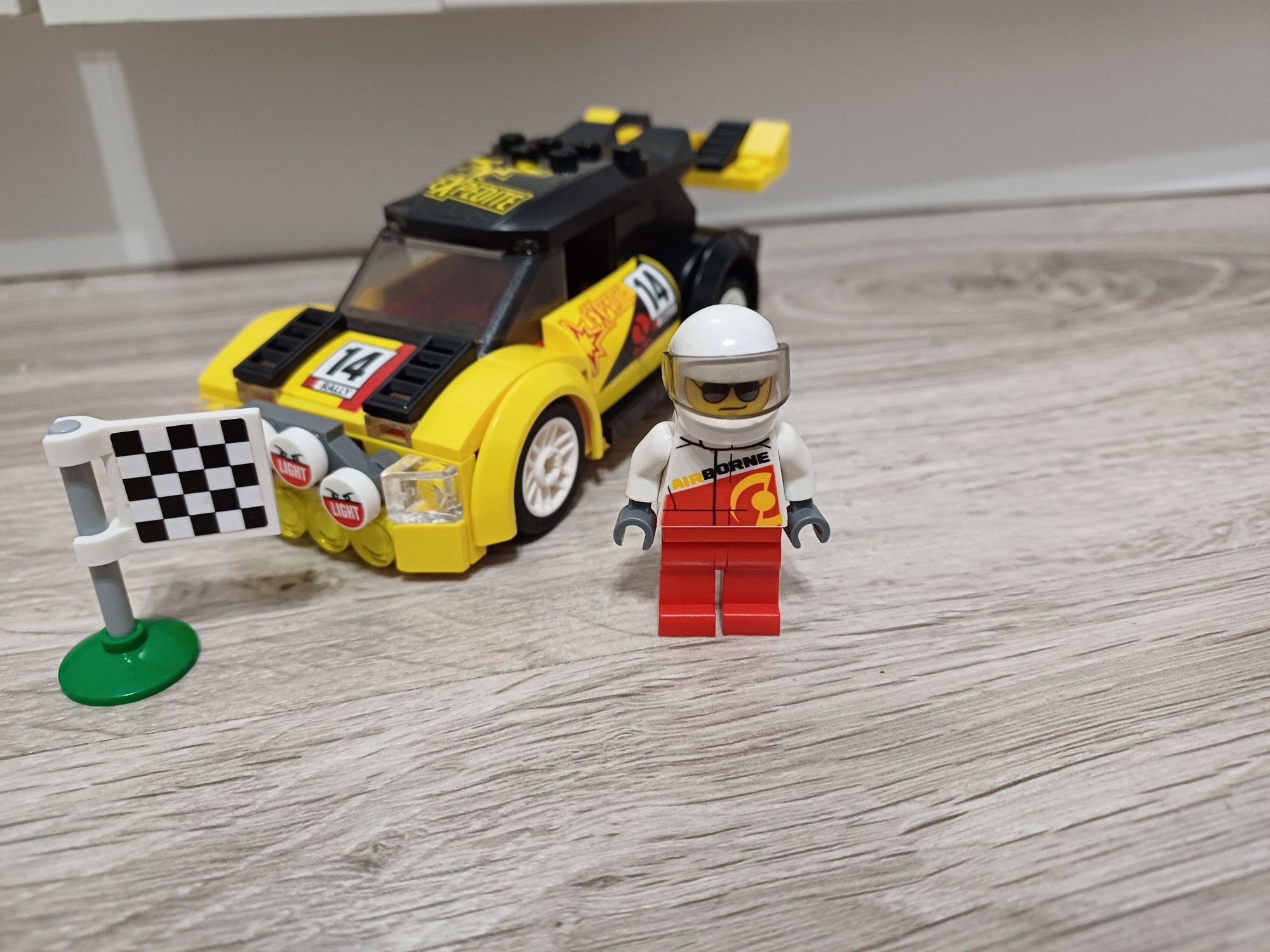 Lego city 60113 Rally Car