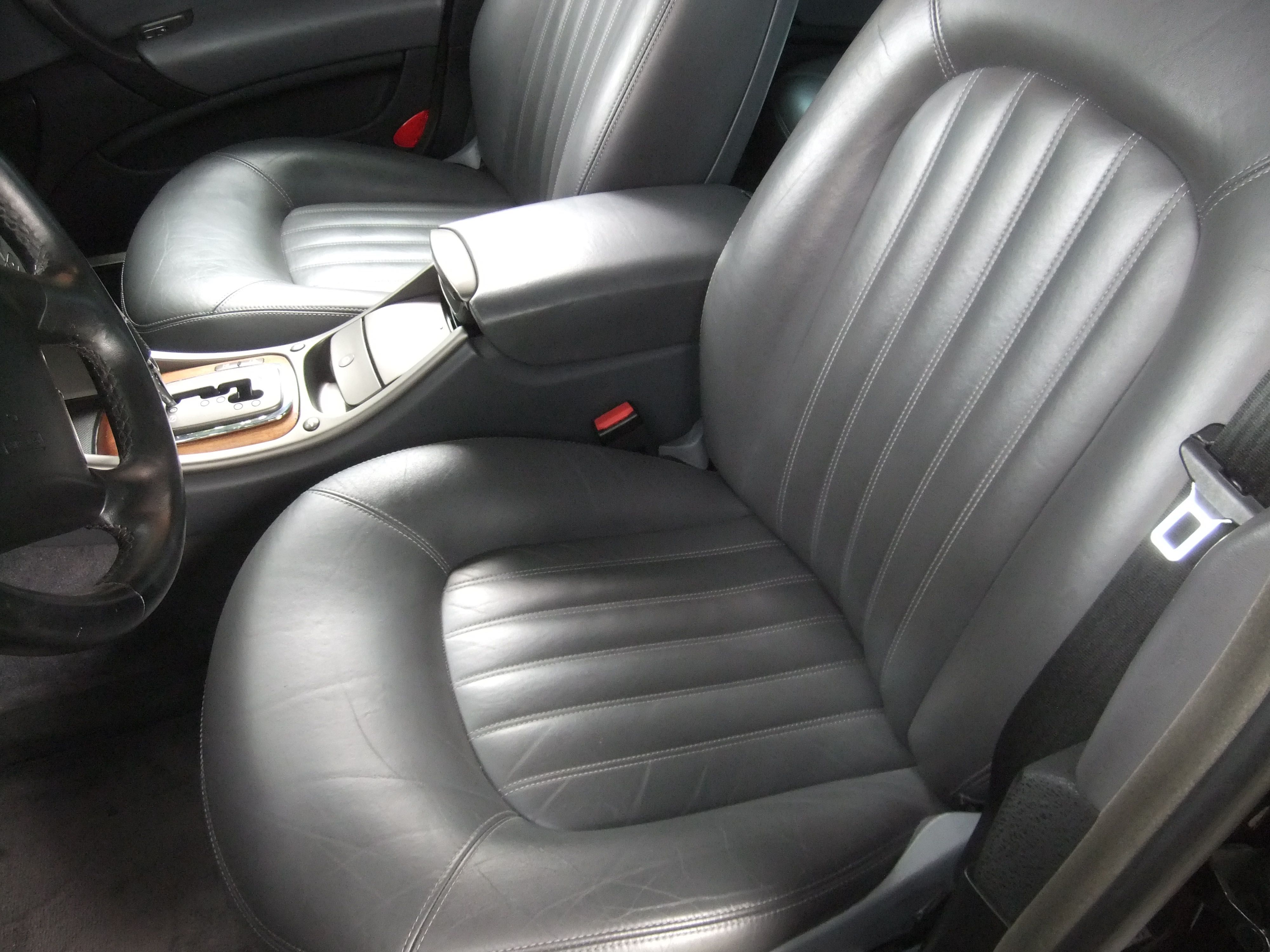 Lancia Thesis 3.0 V6 Comfortronic
