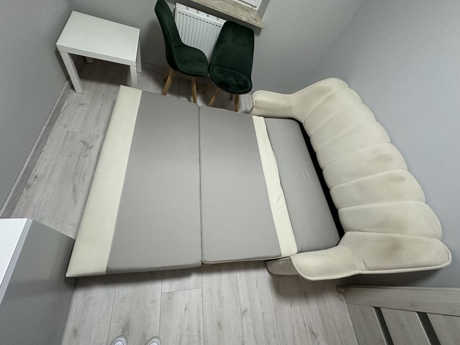 Sofa dwuosobowa rozkladana