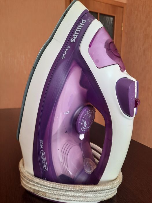 Праска Phillips 1600W