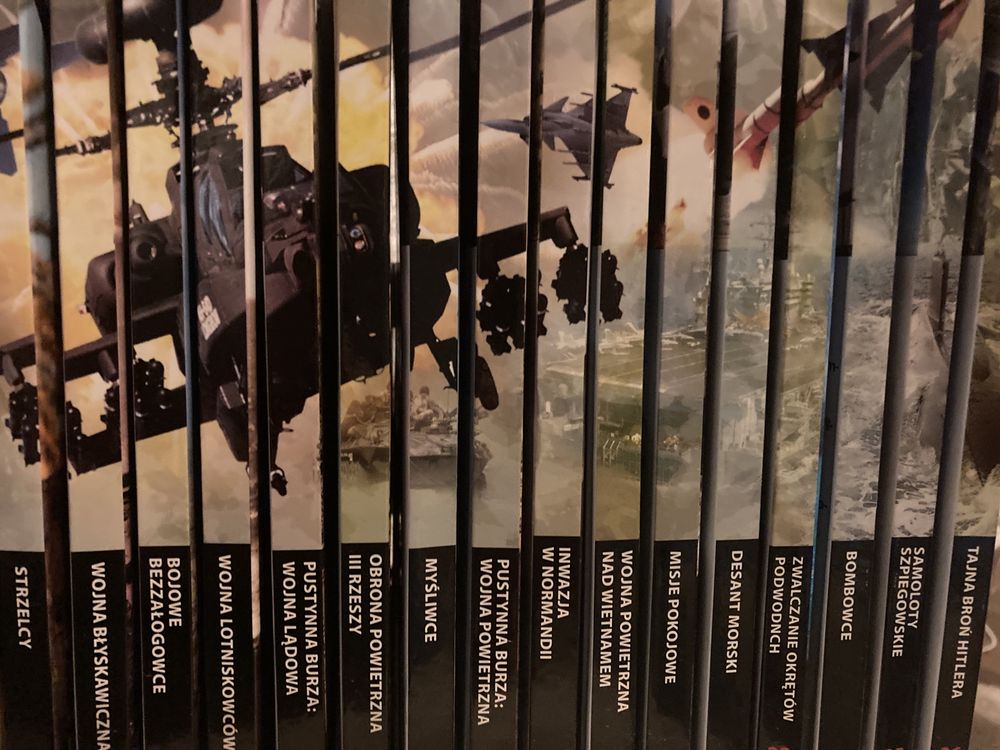 Wojna i Broń - seria 26 książek z CD. Dla pasjonatów i nie tylko!
