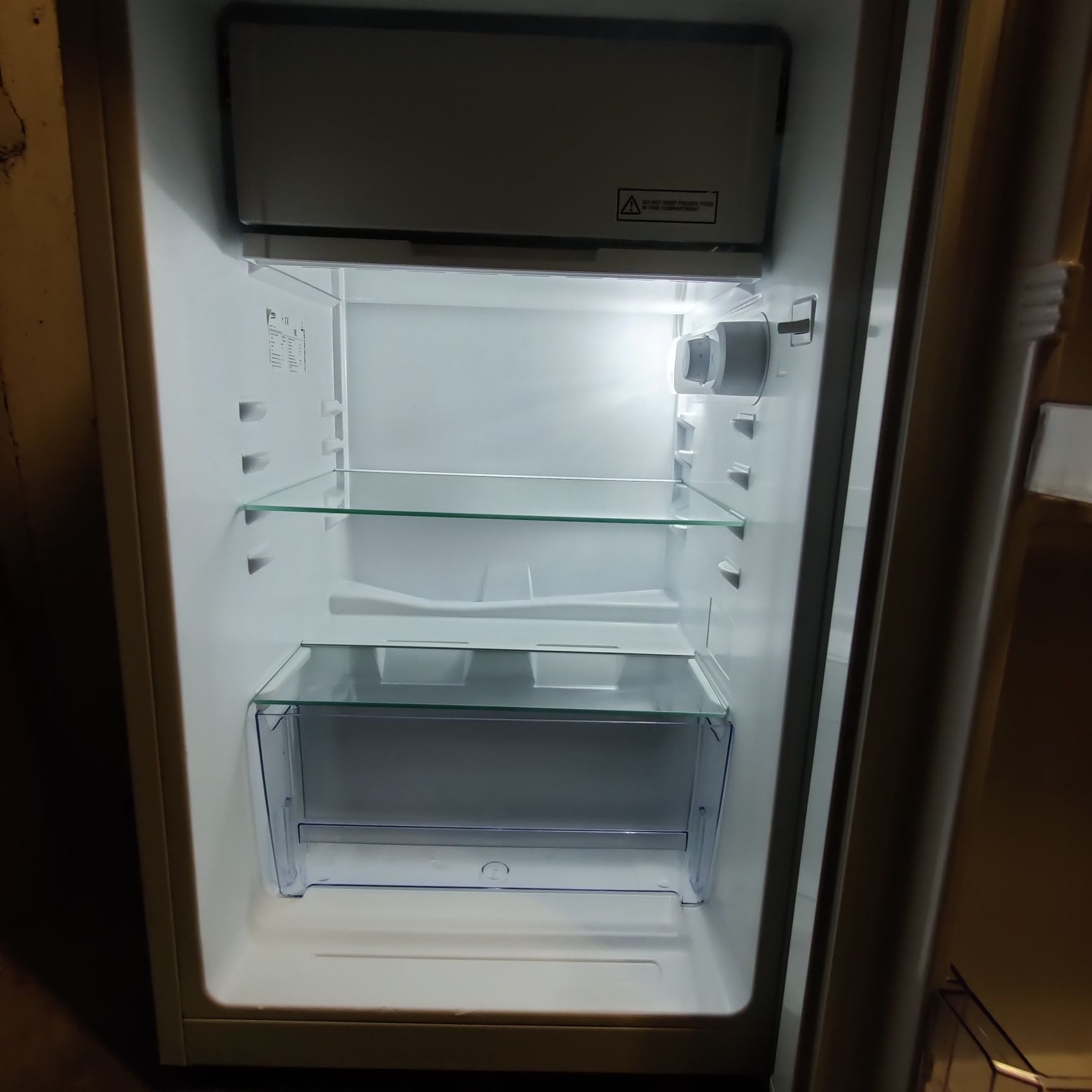 Lodówka podblatowa BEKO TS190320 chłodziarko - zamrażarka 82cm