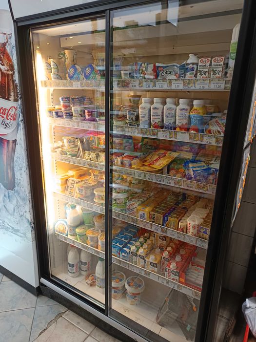 Witryna chłodnicza z agregatem wewnętrznym 150cm NETTO 2440 zł