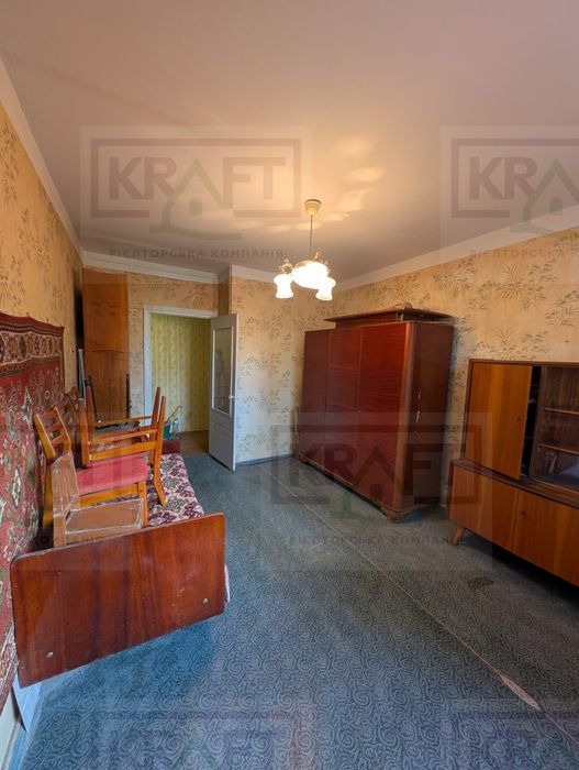 Продам 3 комнатную квартиру.ТРК Украина Тракторостроителей