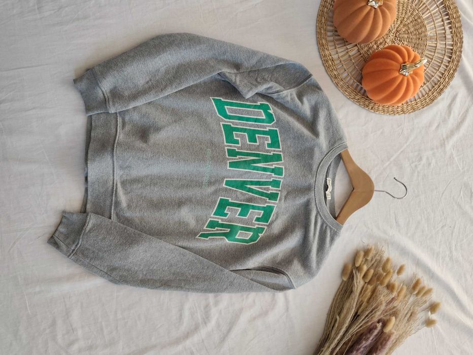 Szara bluza sportowa bez kaptura z napisem bawełniana S Stradivarius