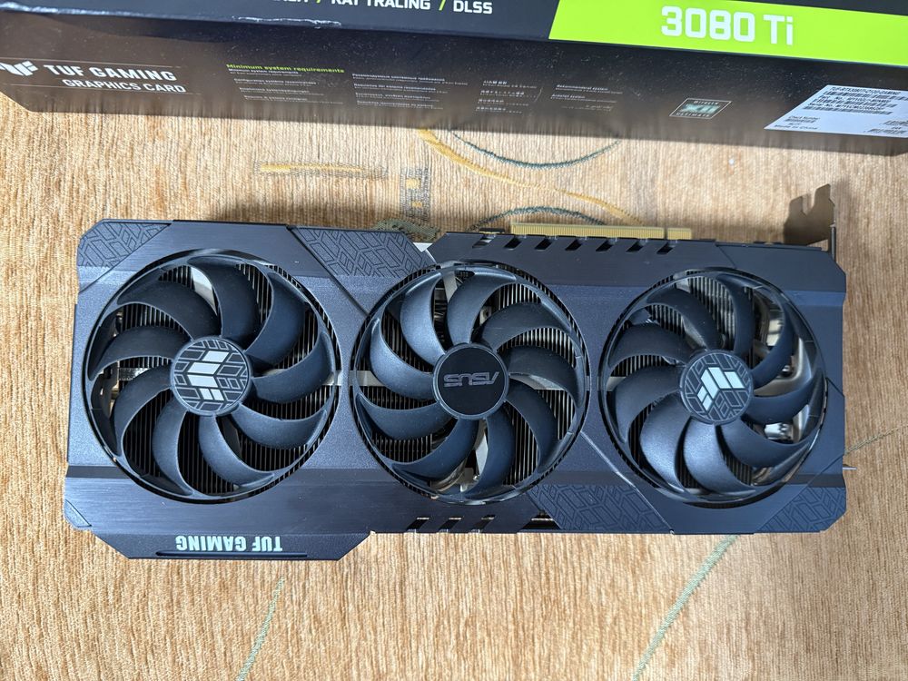 Відеокарта ASUS Geforce RTX