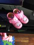 Vendo pantufas chicco novas tamanho 27