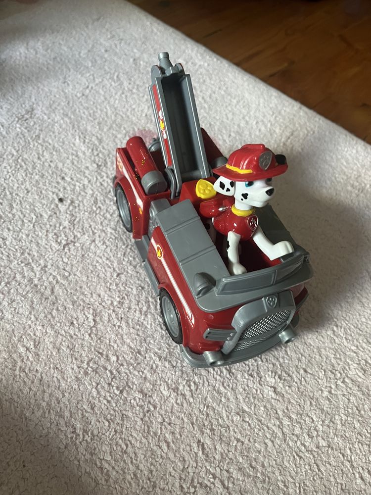 Sprzedam pojazdy Psi Patrol