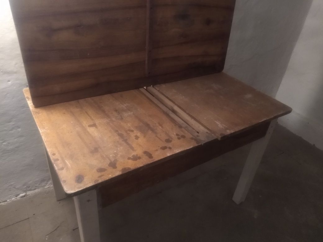 Stół drewniany stary wiejski z chaty