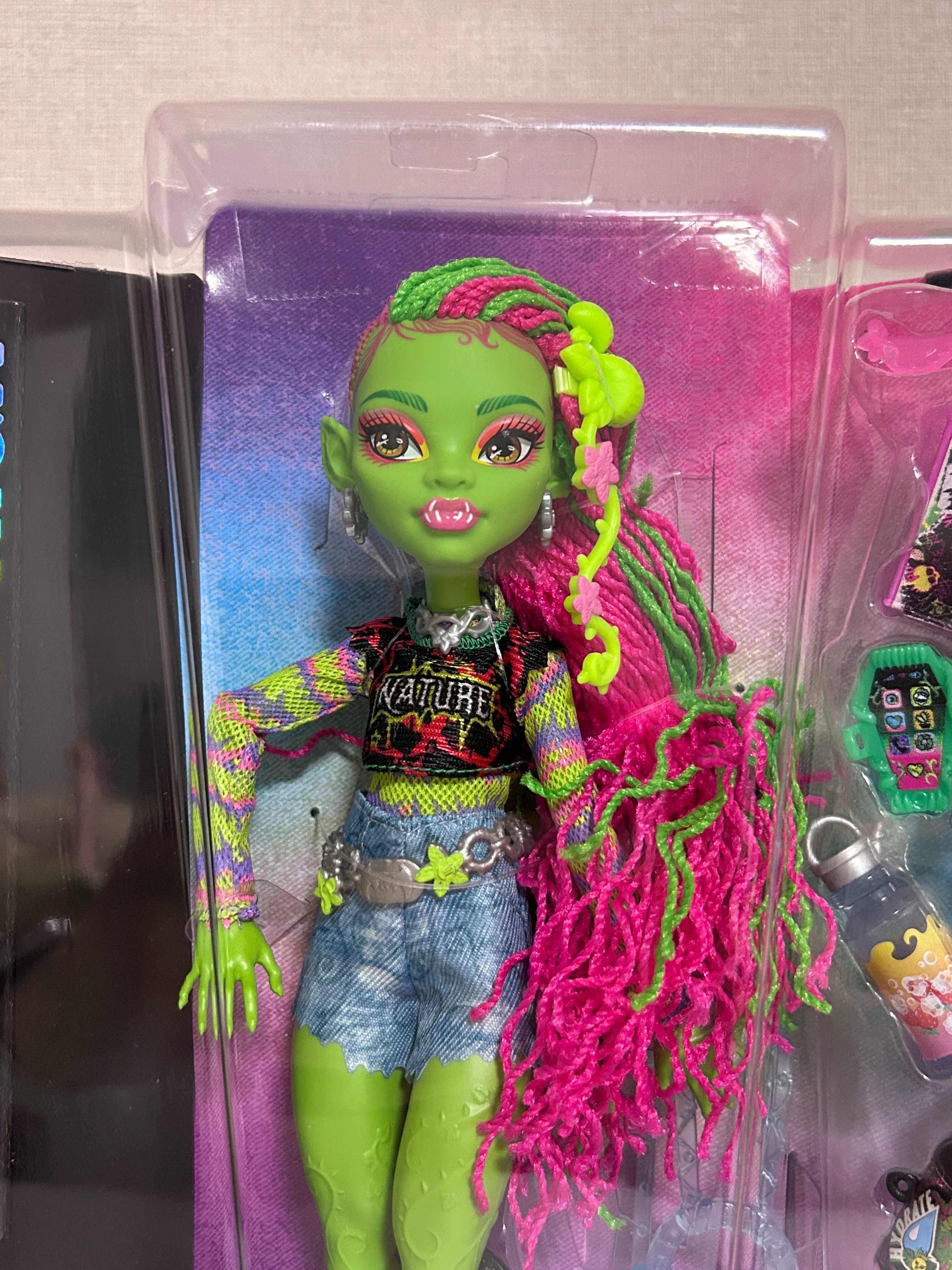 Monster High Venus Монстер Хай Венера з пітомцем