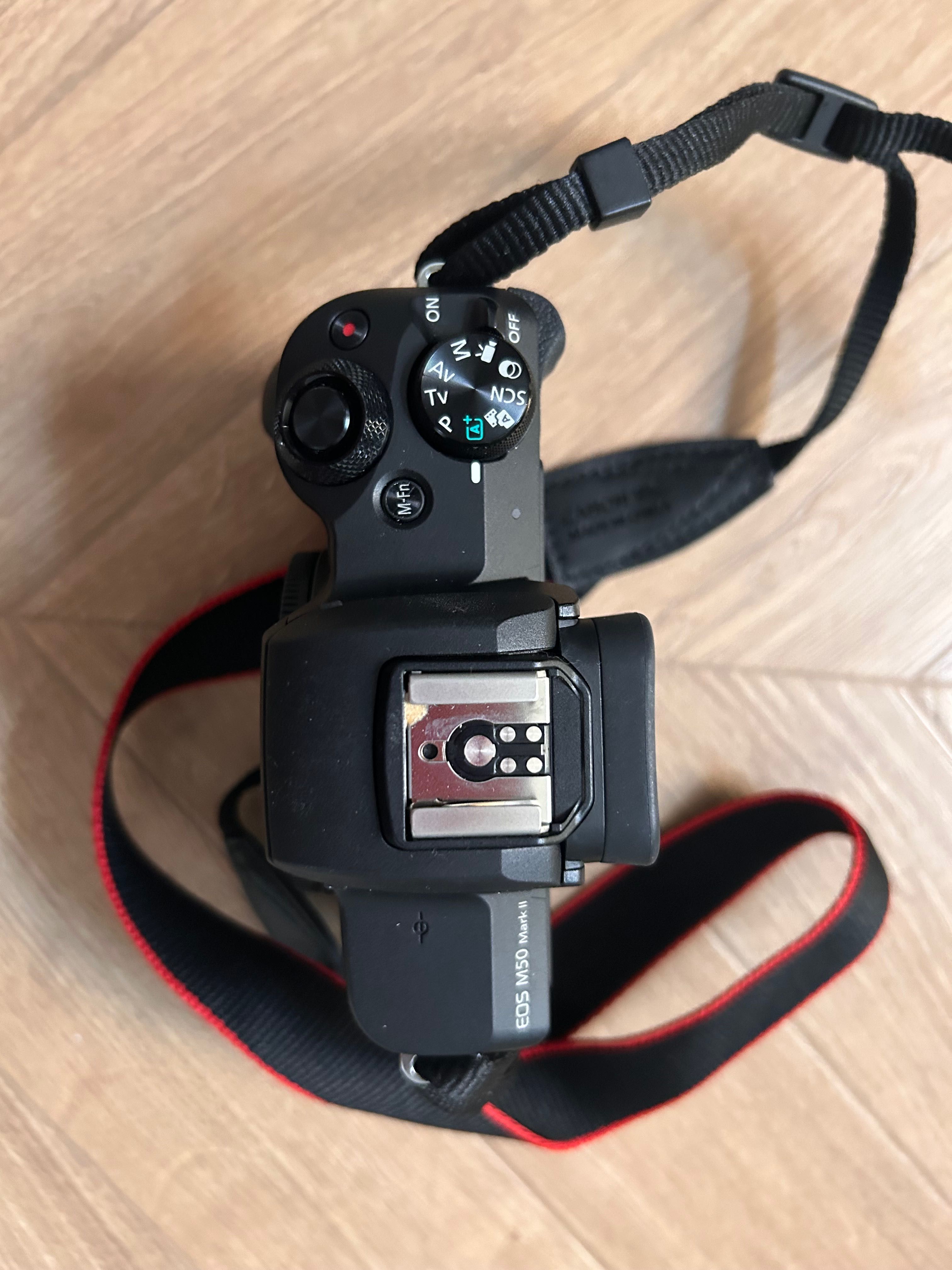 Aparat fotograficzny Canon M50 Mark II z obiektywem M15-45mm