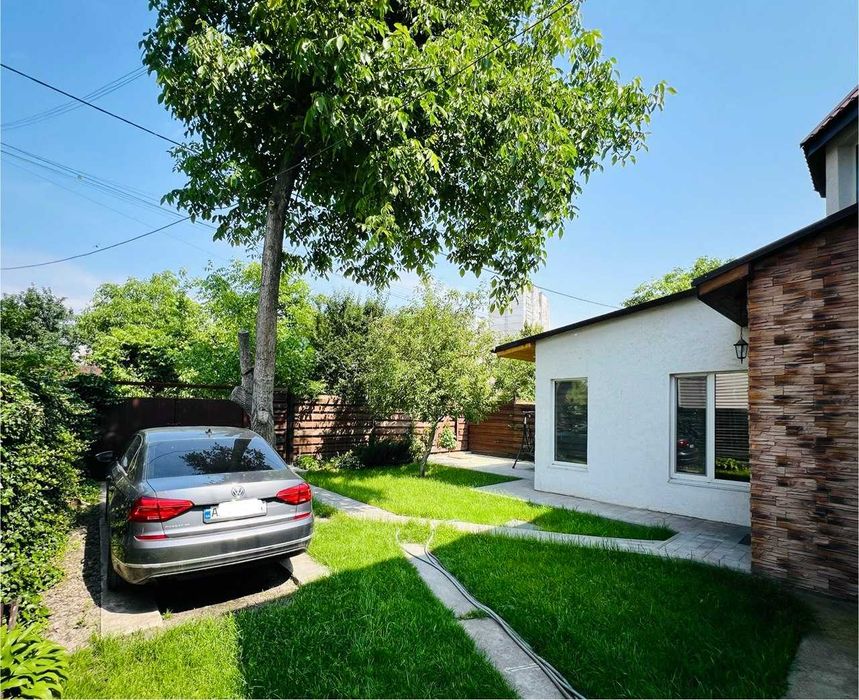 Київ, Райдужний масив. Оренда будинку біля озера.