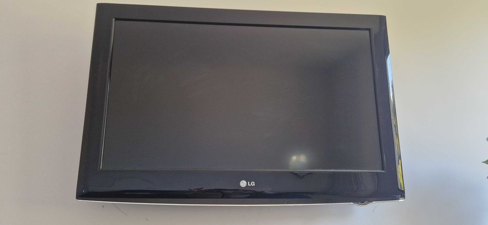 TV LG 32LH301C 32 Polgadas