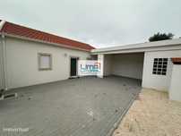 Moradia T2 -Caranguejeira