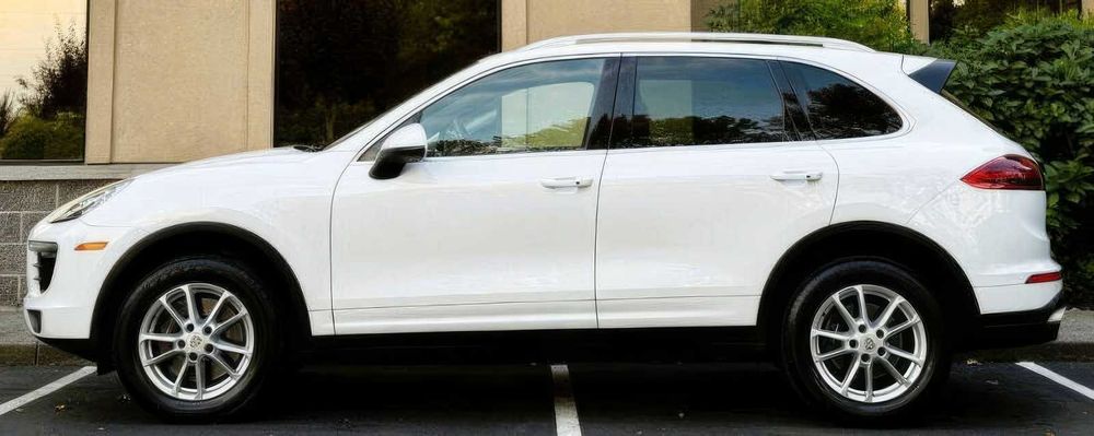 Porsche Cayenne      2016