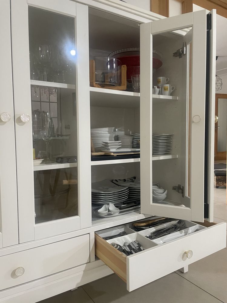 Louceiro/vitrine ikea