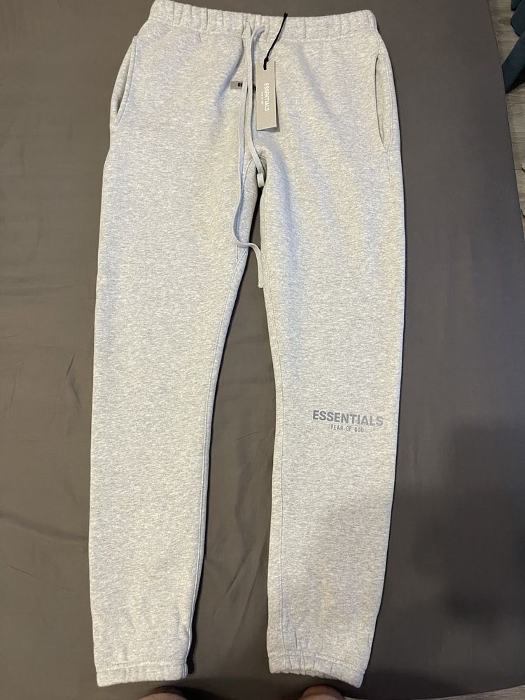 Штаны Essentials Fear of God Sweatpants