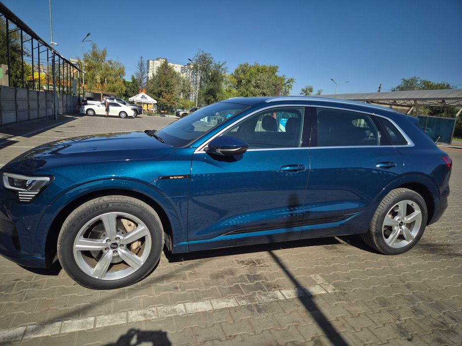 Audi e-tron 2020