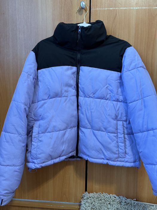 Продам курточку осіню