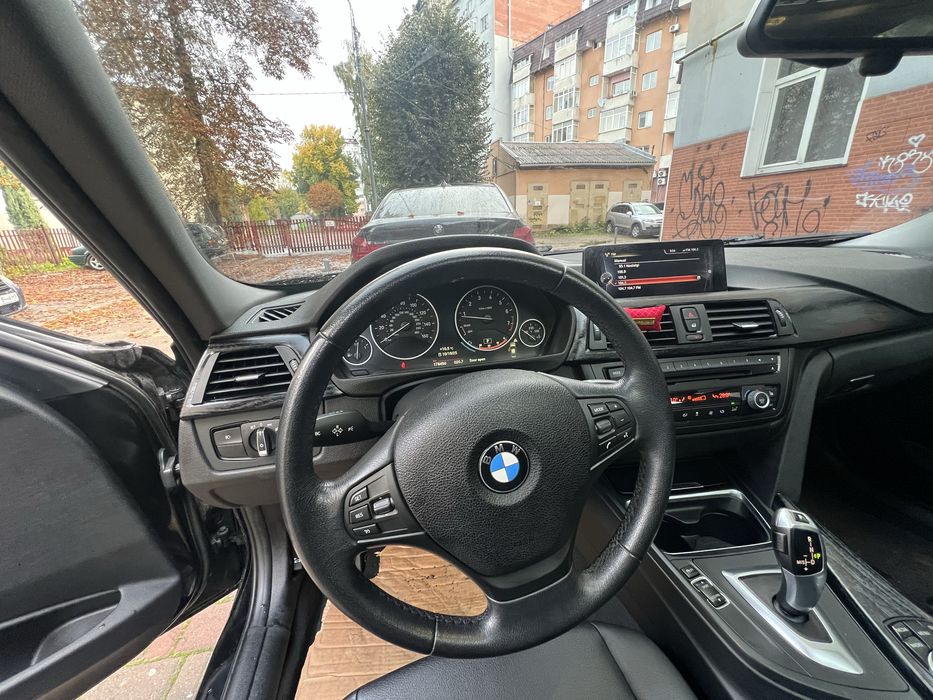 BMW F30 xdrive 2015 рік
