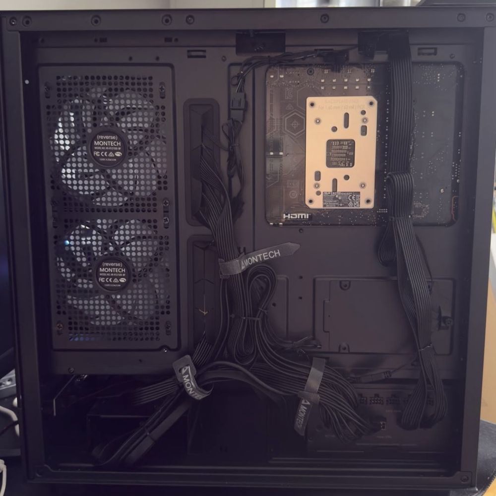New Gaming PC Ryzen 7 7800X3D / RX 7900 XT 20GB / 32GB DDR5
