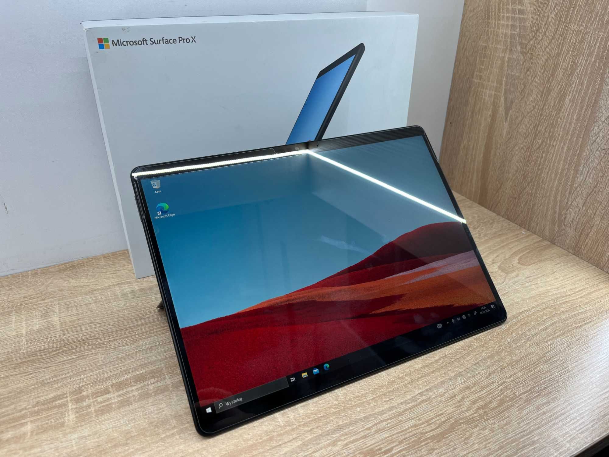 Laptop /Tablet MIcrosoft Surface Pro x |Super Stan |