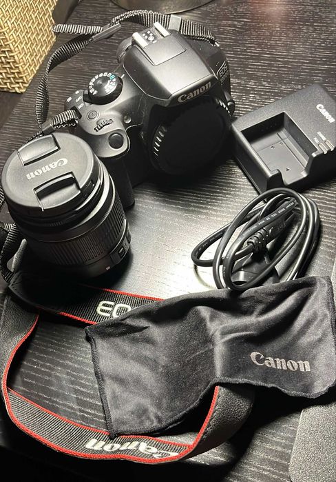 Máquina Fotográfica Canon EOS 1300D