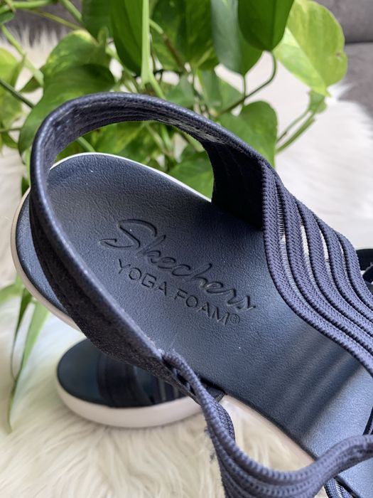 Skechers 39 granatowe sandaly