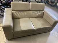 Skorzana sofa. Uzywana w dobrym stanie