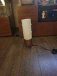 Lampa miedziano szklana prl