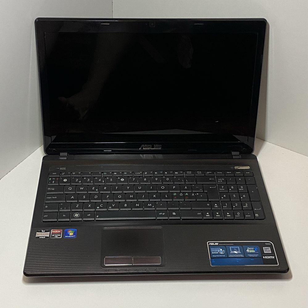 Ноутбук Asus K53B 15.6" 4GB RAM/300GB HDD! N2315