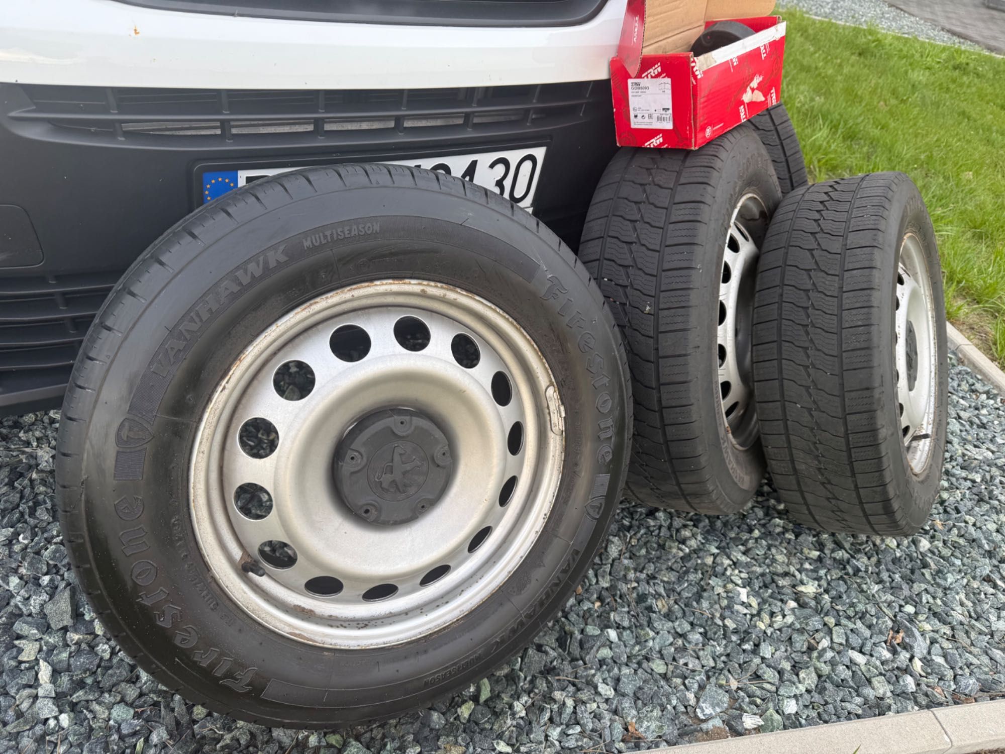 Kola CALOROCZNE  FIRESTONE 215/65/16 C Partner-Berlingo-Renault 5,8 mm