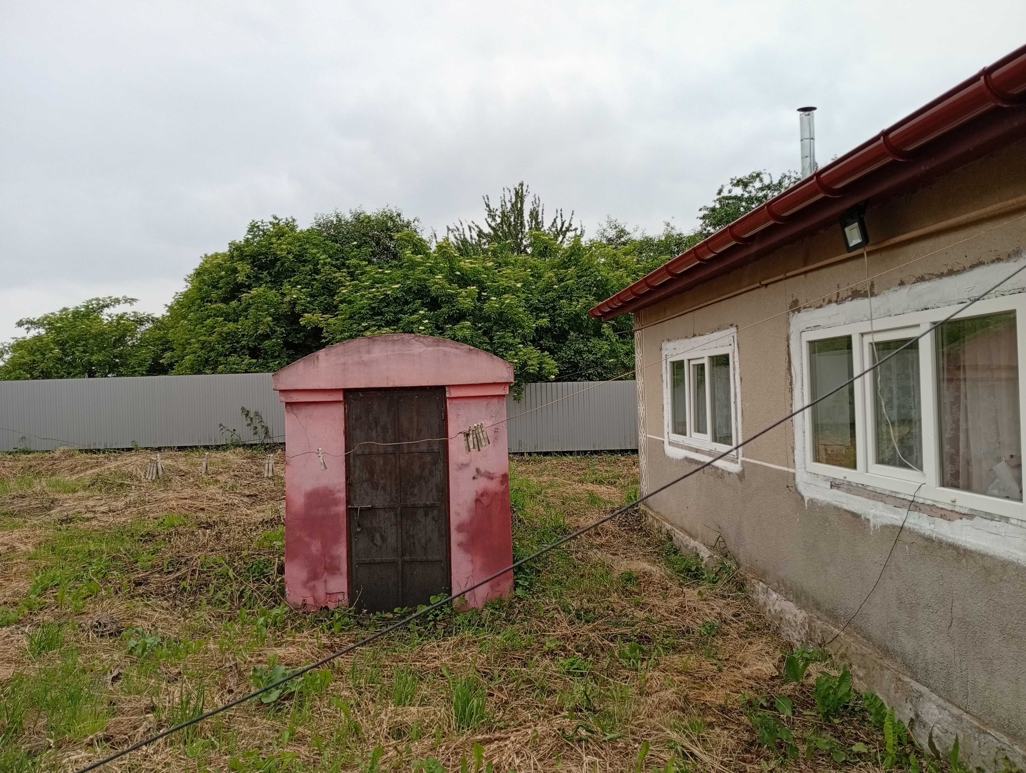 Продаж/обмін будинку в хорошому стані,біля Хрінників (Рівненська обл.)