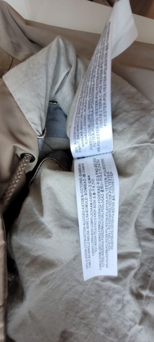 Beżowa wiosenna kurtka Massimo Dutti S wiatrówka