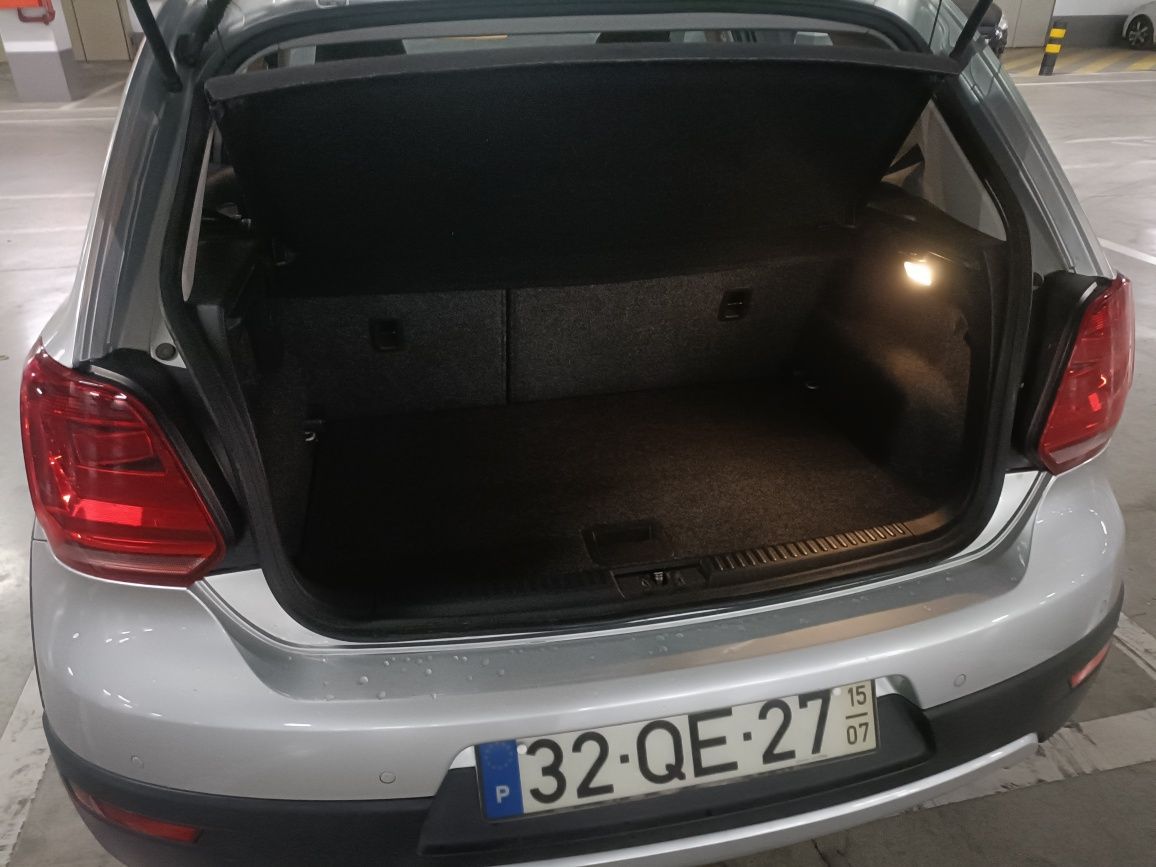 Volkswagen Cross Polo GPS 2015