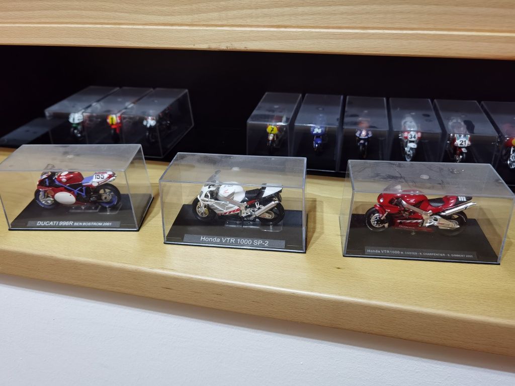 Coleção de motas motogp em miniatura