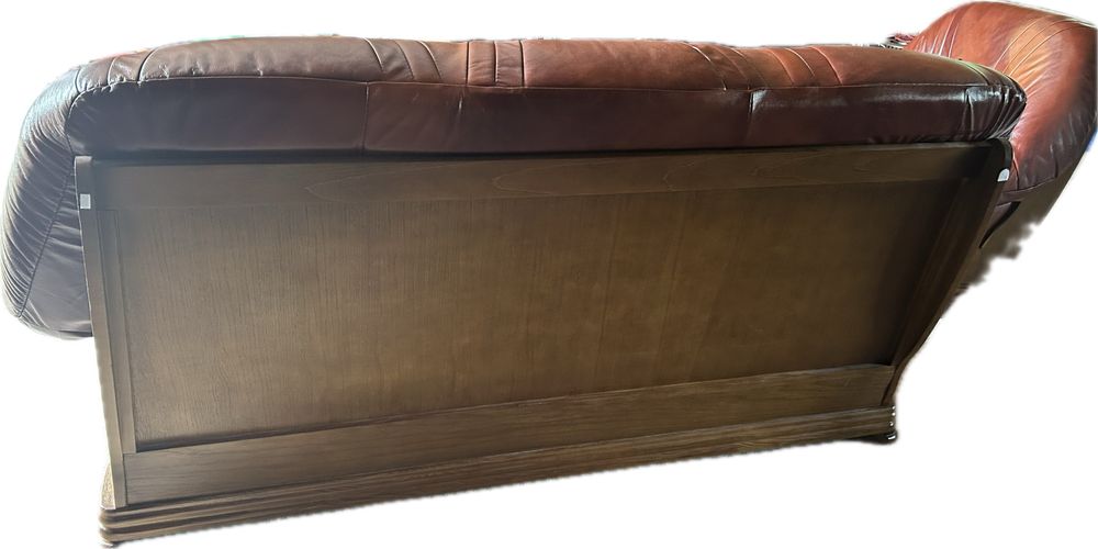 Skorzane meble plus drewno dębowe