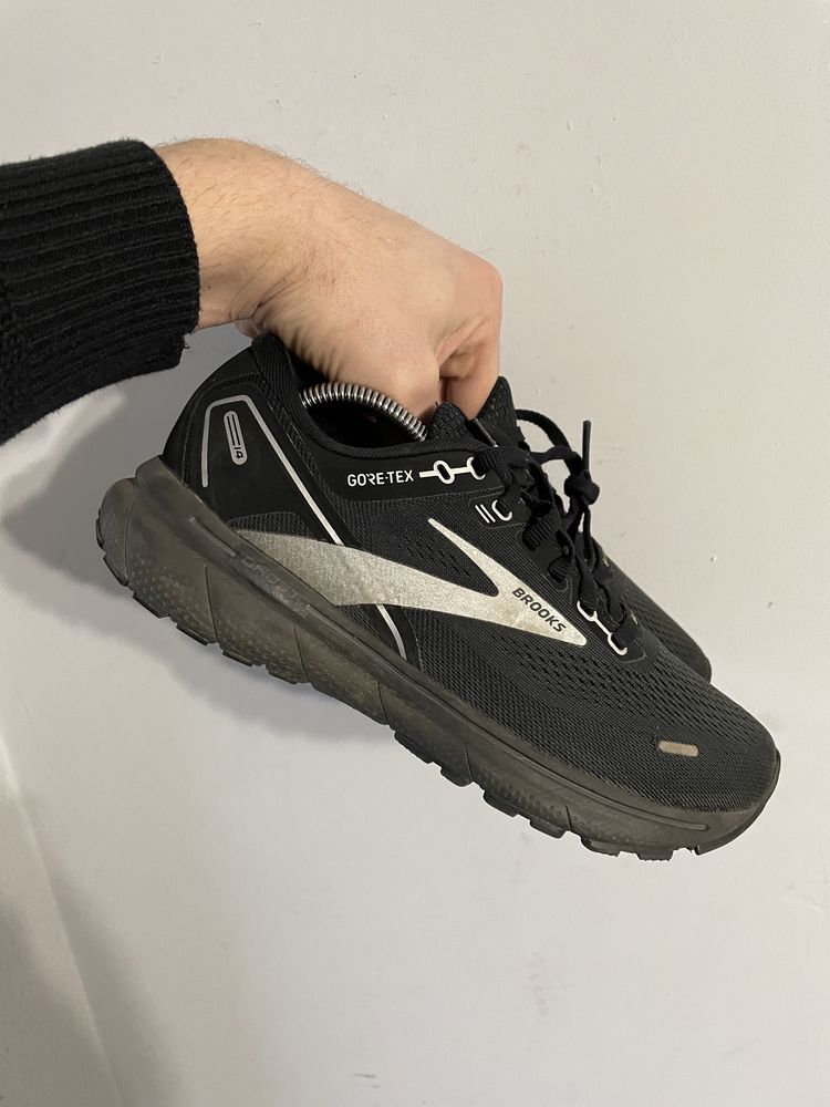 Brooks ghost 14 goretex rozmiar 40