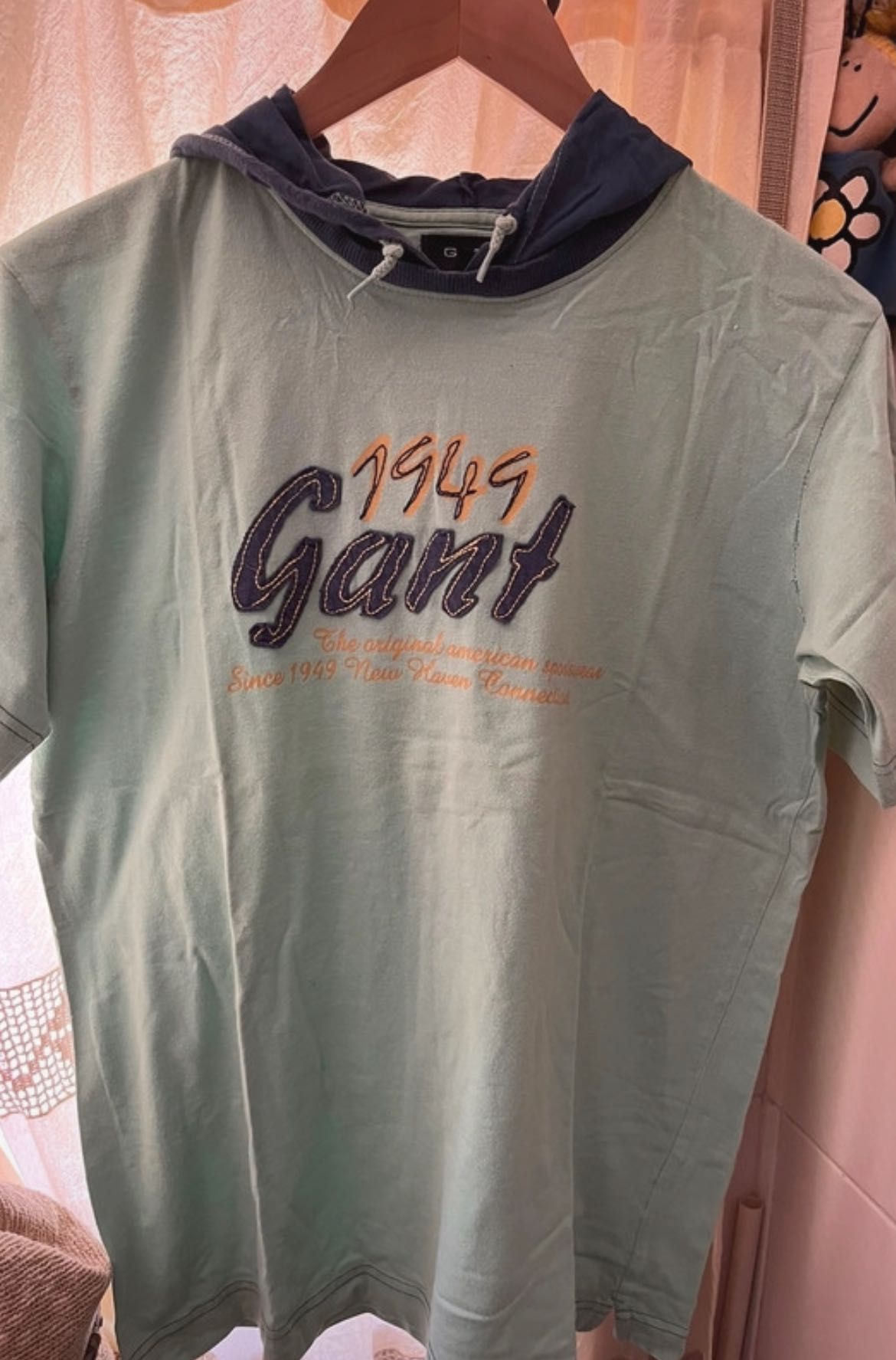 Tshirt Gant com capuz 14 anos / M verde e azul
Manga curta