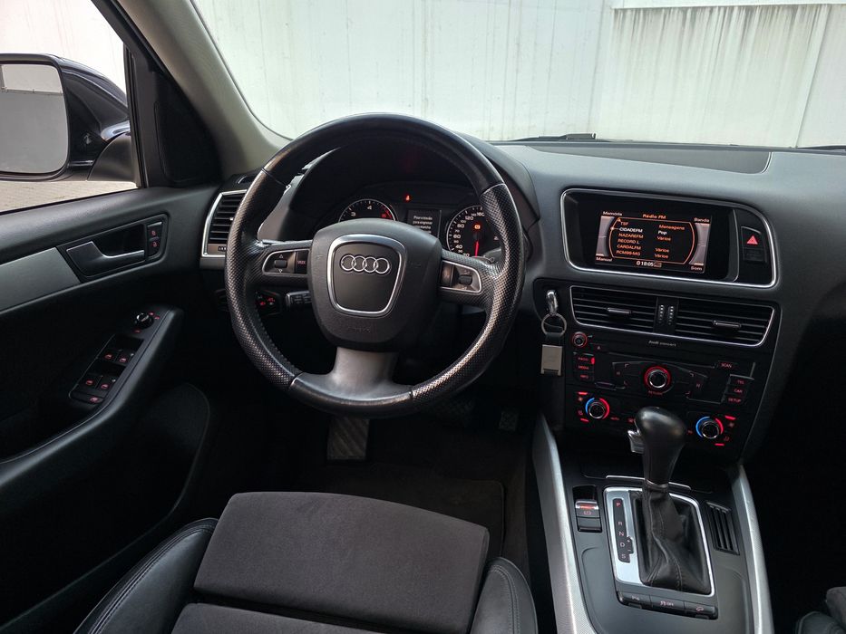 AUDI Q5 QUATTRO EXCLUSIVE 2.0TDI 170CV CX AUTOMÁTICA - Imaculado