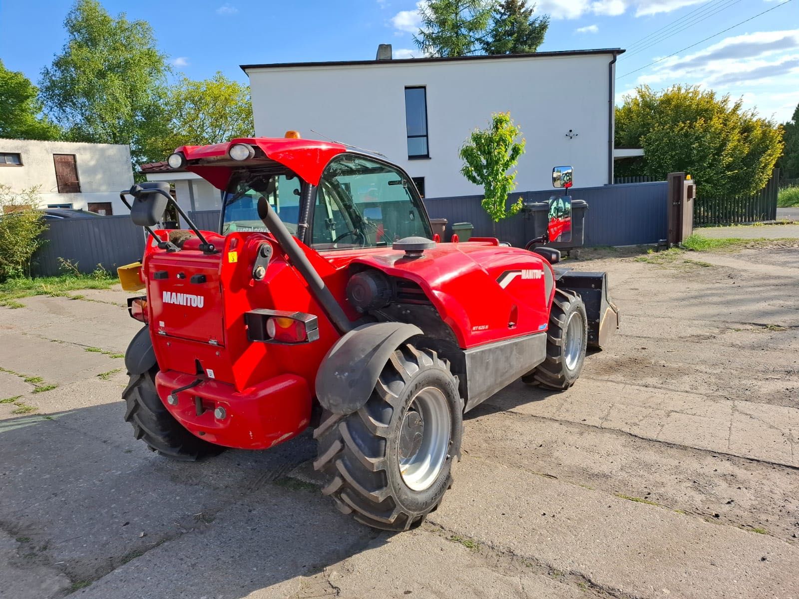 Ładowarka teleskopowa Manitou MT 625