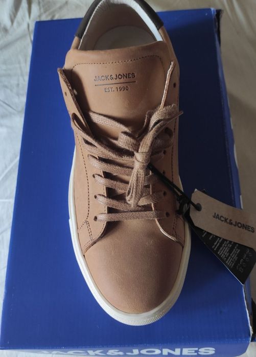 Продам чоловічі кросівки JackJones